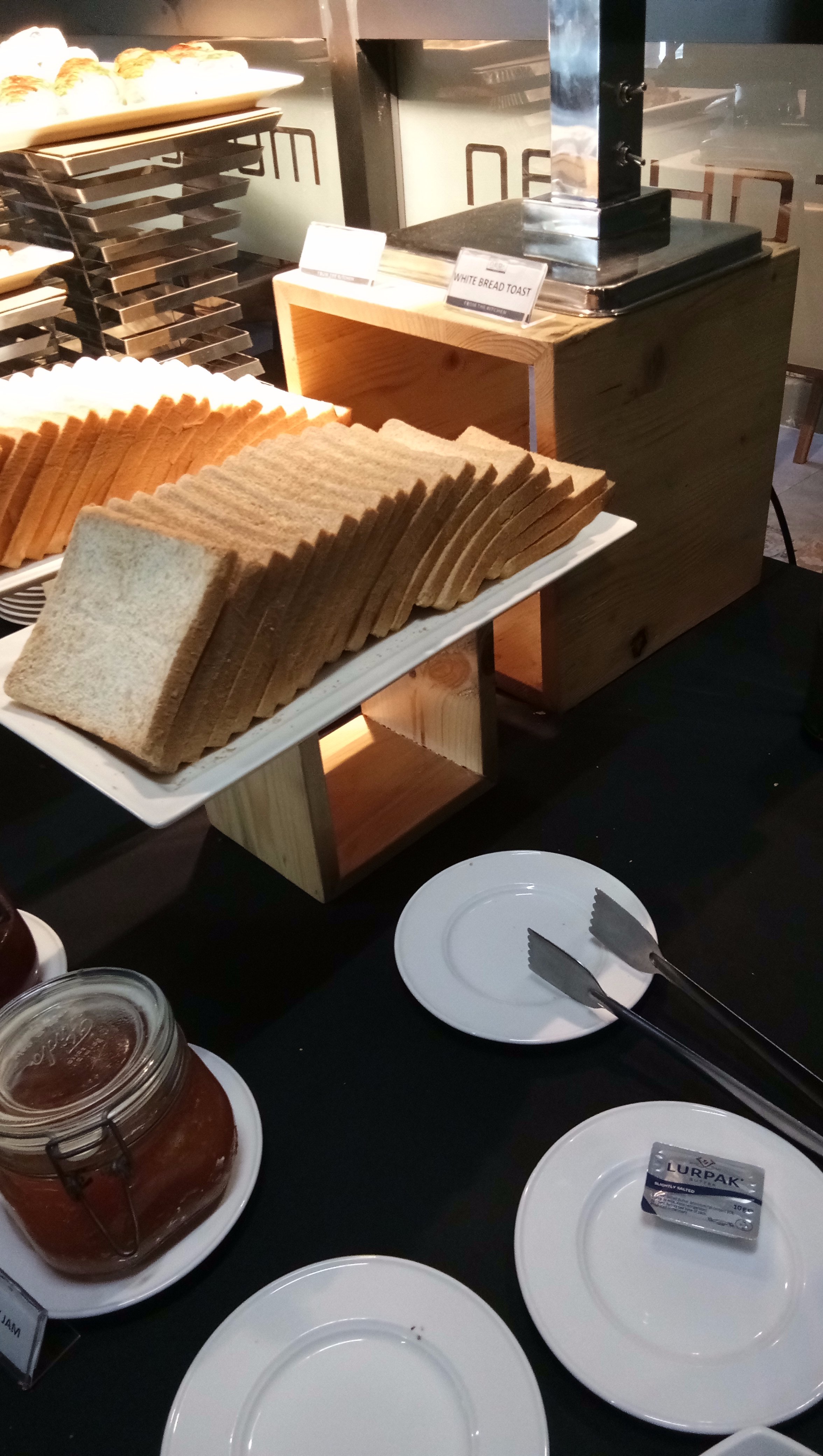 Hotel Neo+ Waru Sidoarjo-餐饮