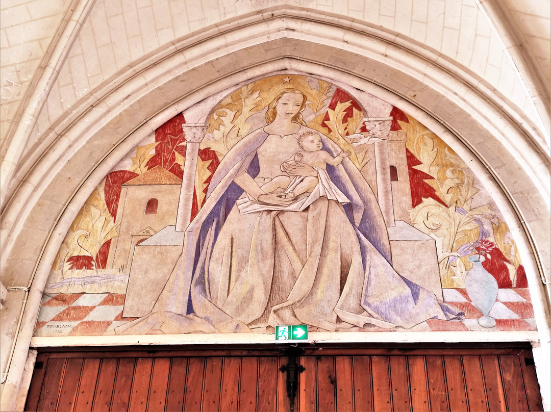 Eglise Notre-Dame de la Légion d’honneur景点图片