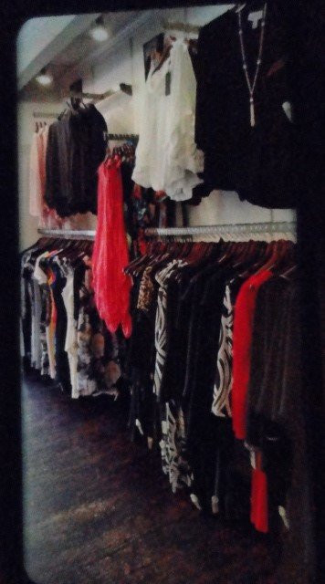 The Vault Women景点图片