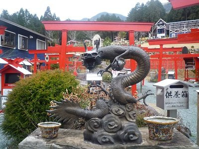 Hogihogi Shrine景点图片