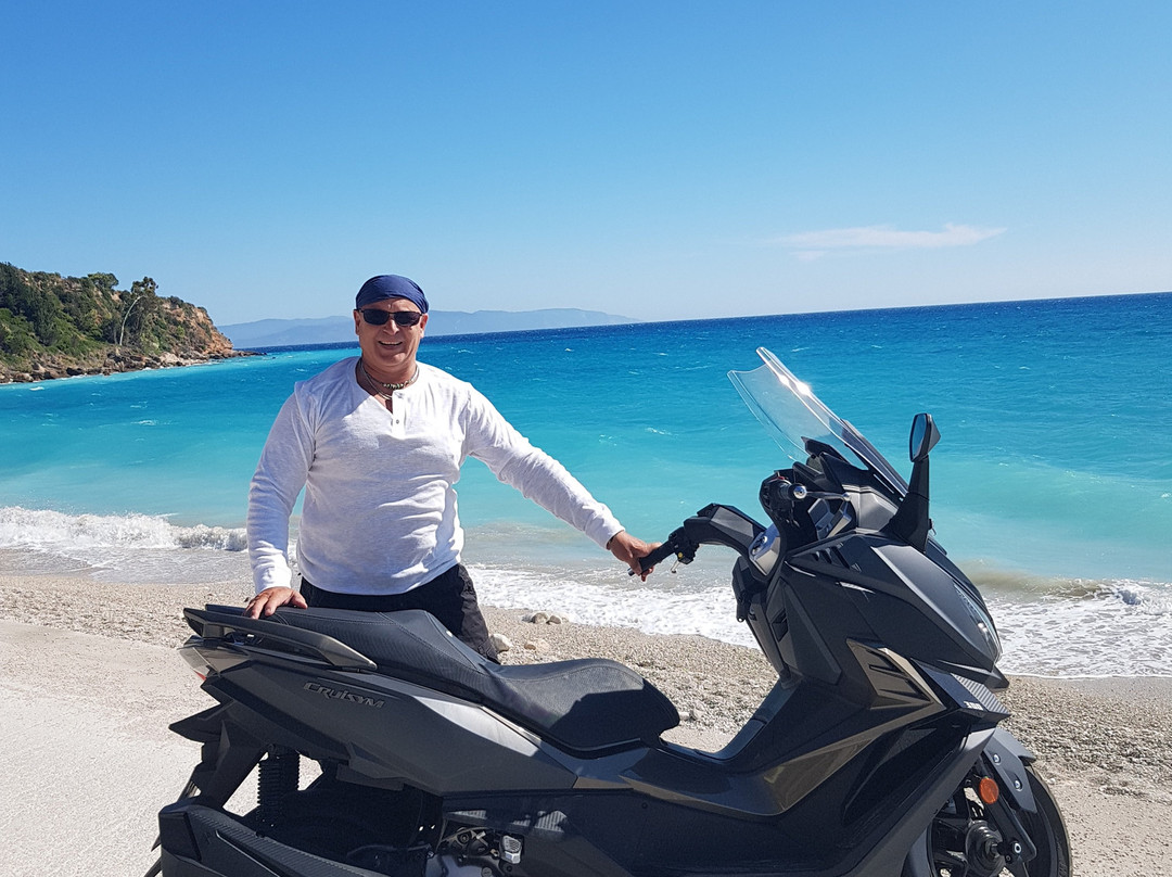 Happy Mood Rent a Motorbike景点图片