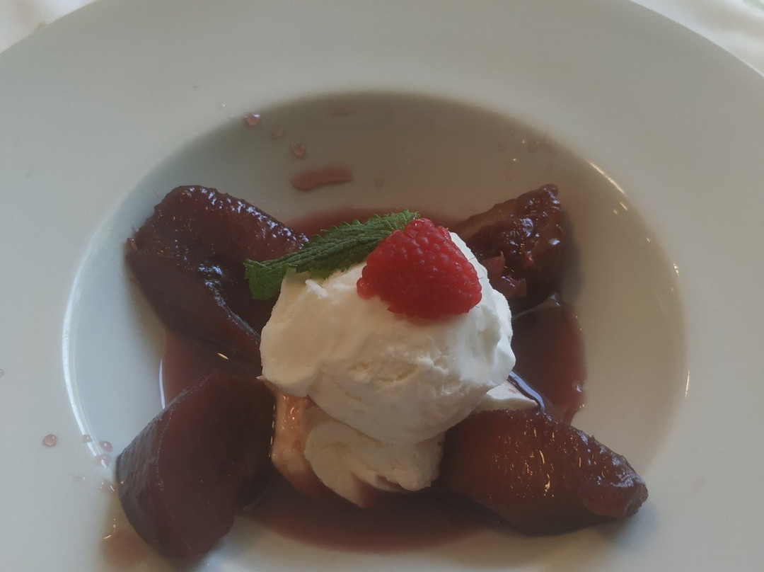 纳瓦拉女王布兰卡酒店主图