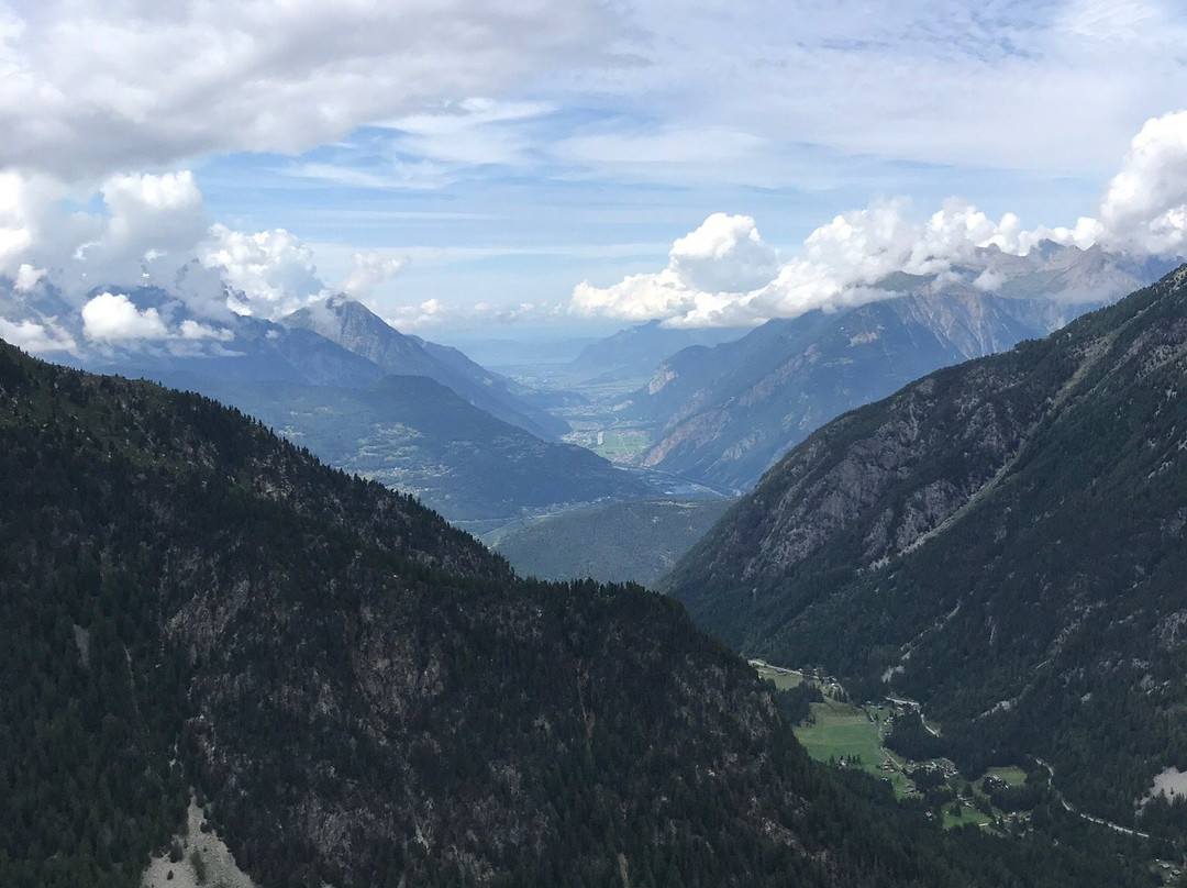 Tyroliennes Woufline de la Breya景点图片