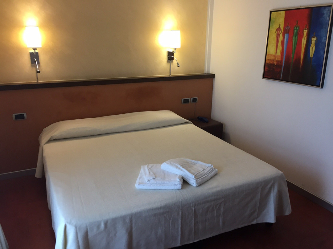 Hotel Bed & Business主图