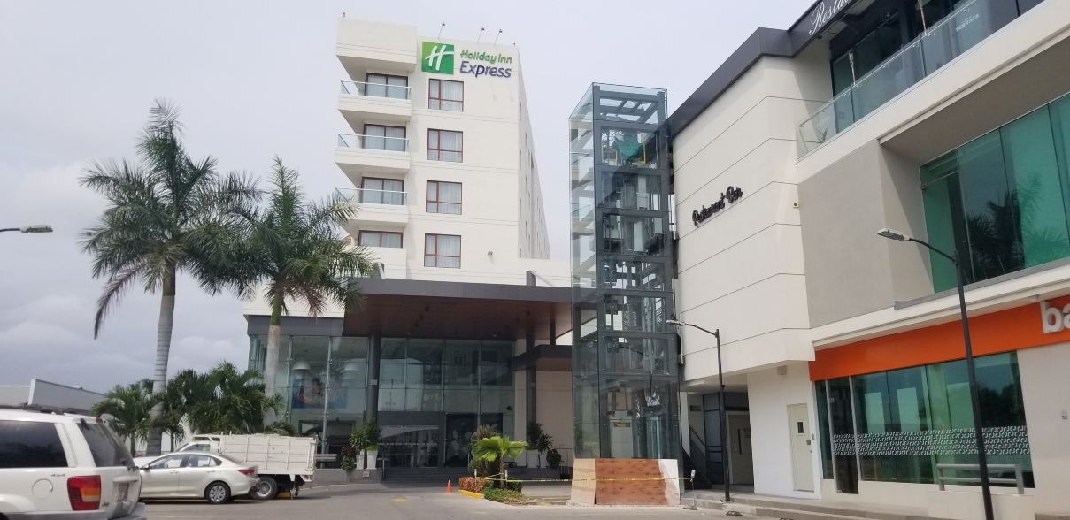 Holiday Inn Express 巴亚以塔港-浴室