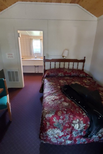 Two Medicine  INN And Resort主图