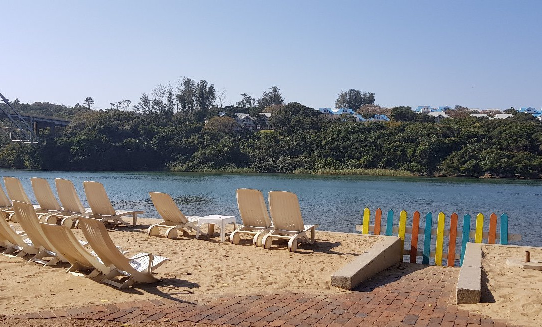 The Riverside-Port Edward必去景点