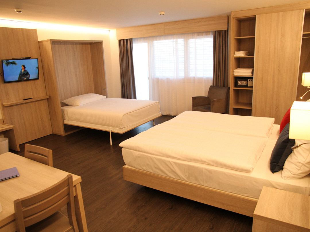 Wego Hotel主图