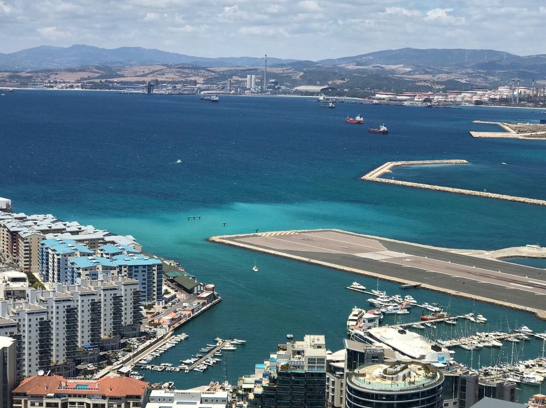 Gibraltar Town旅游攻略图片
