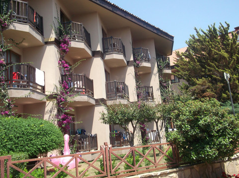 Alba Resort Hotel主图