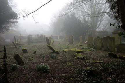 Rashee Old Cemetery景点图片