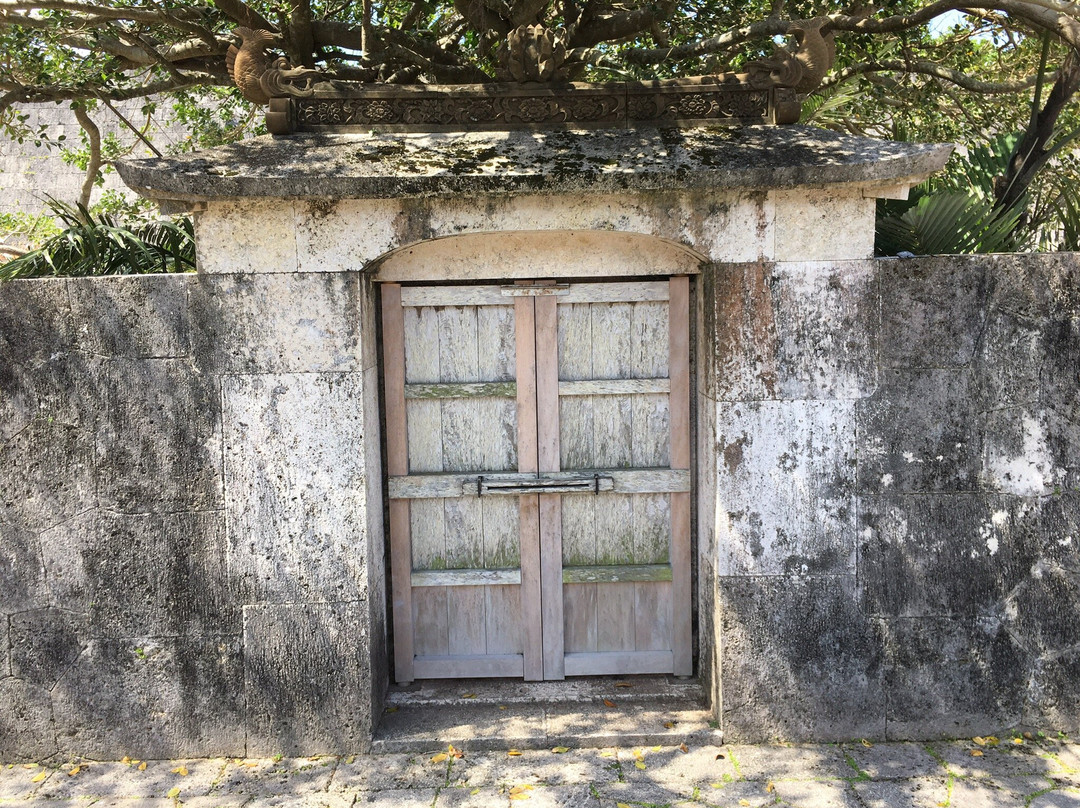 Suimuiutaki-那霸市必去景点