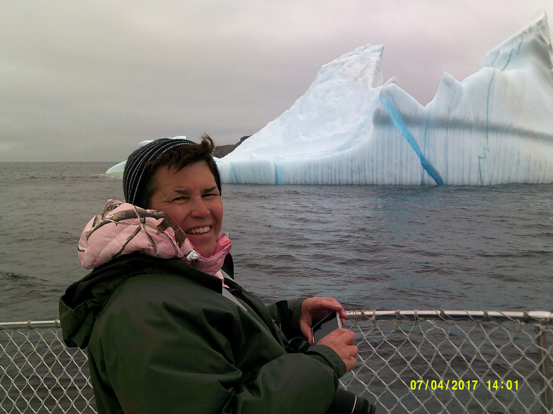 Iceberg Man Tours景点图片