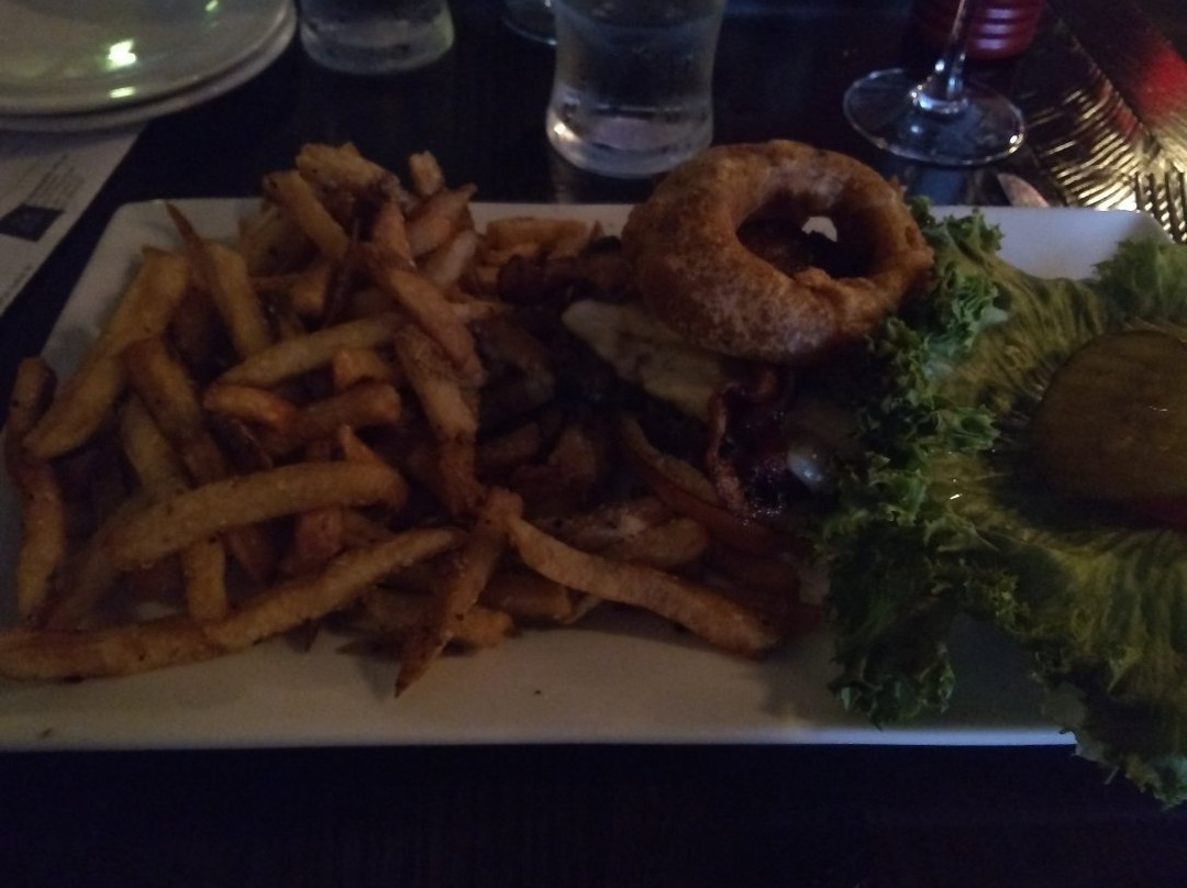 North Barrington餐馆和美食-Zin GastroPub