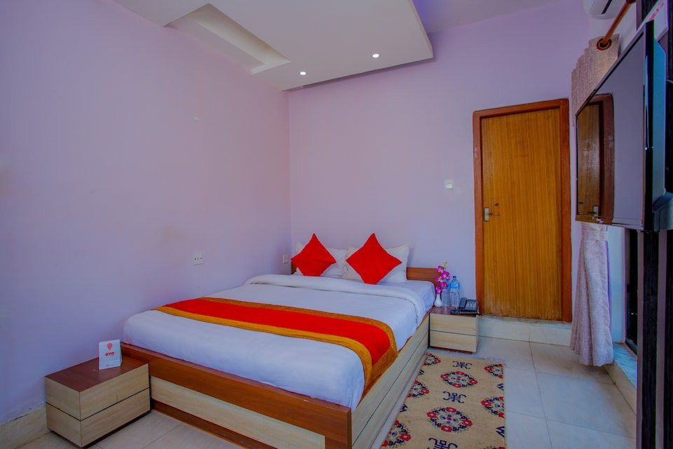 Hotel Om Namo Buddha主图