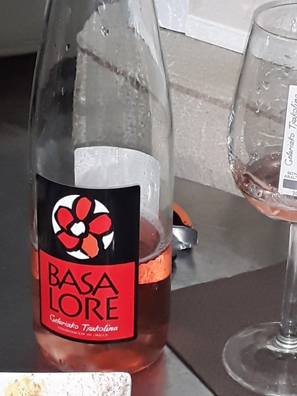 Bodega Txakoli Basa Lore景点图片
