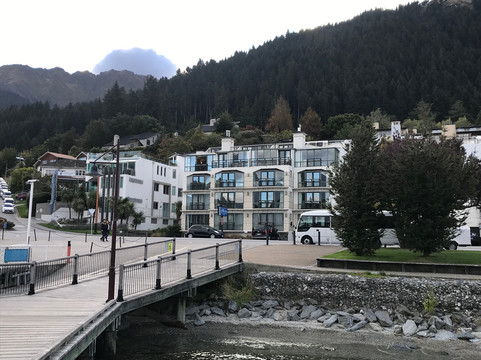 海滨休闲酒店主图