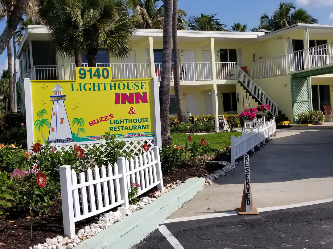 Lighthouse Inn主图