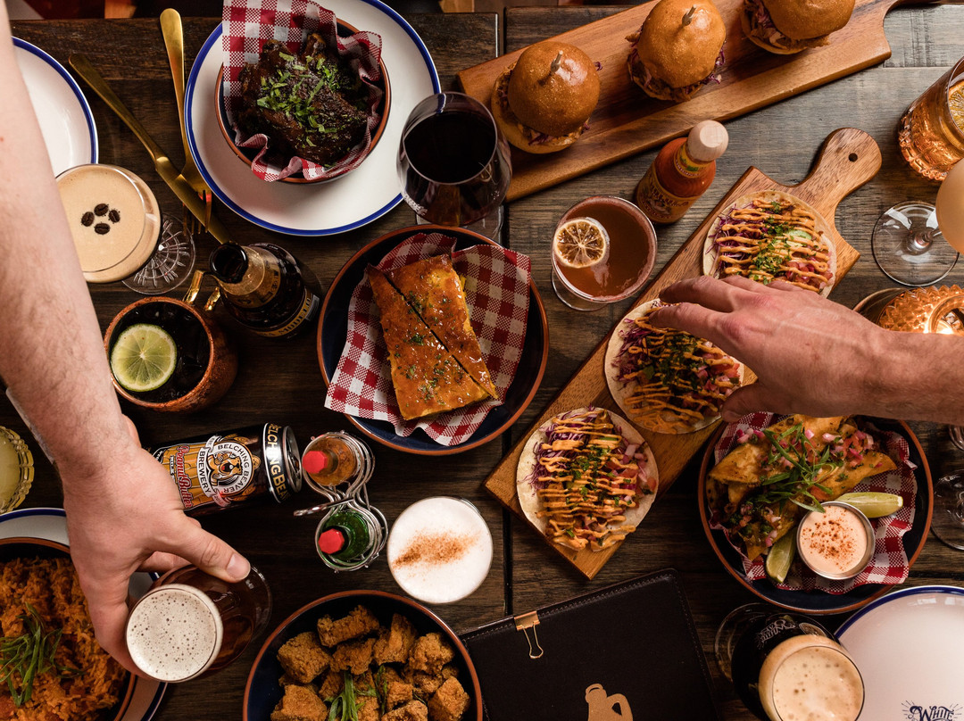 White Oaks Saloon Bar and Dining