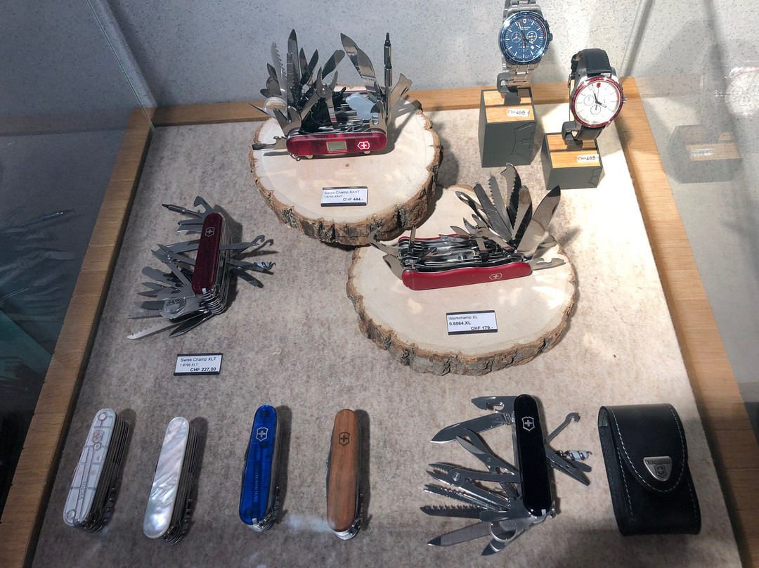 Victorinox Flagship Store Zurich-苏黎世必去景点