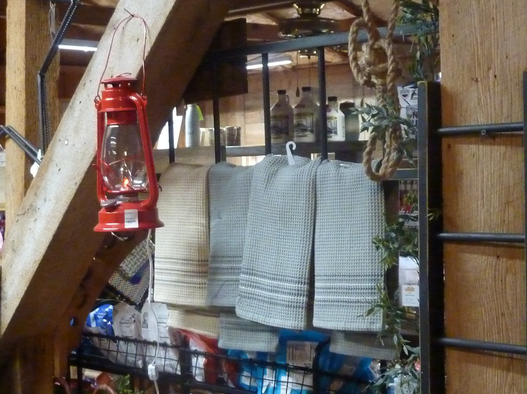 Jones Country Store-West Liberty必去景点