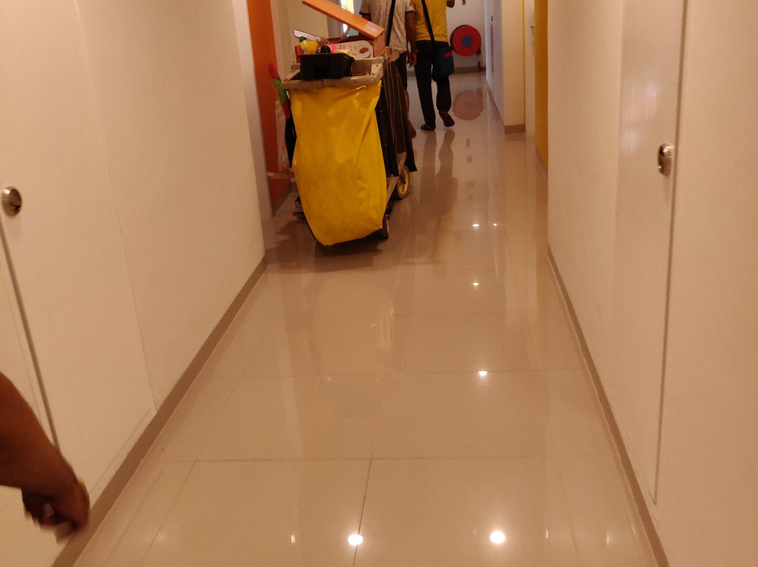 Al Burj International Hotel主图