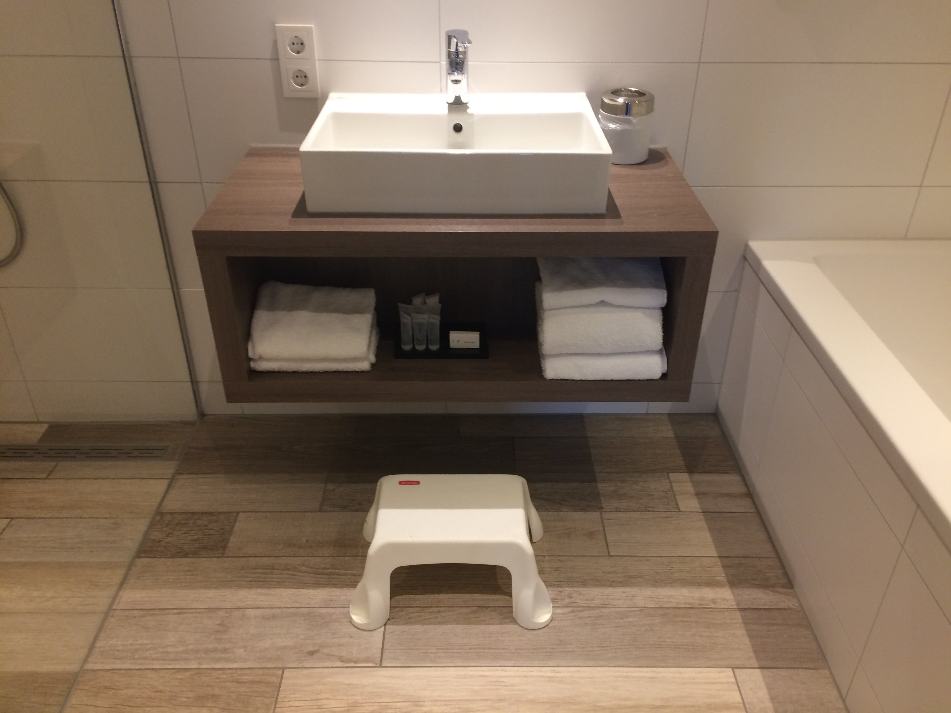 Van der Valk Hotel Groningen-Hoogkerk-浴室
