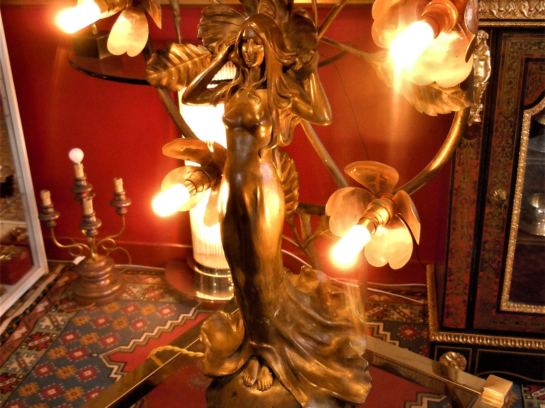 Bimier antiquites-Bondy必去景点