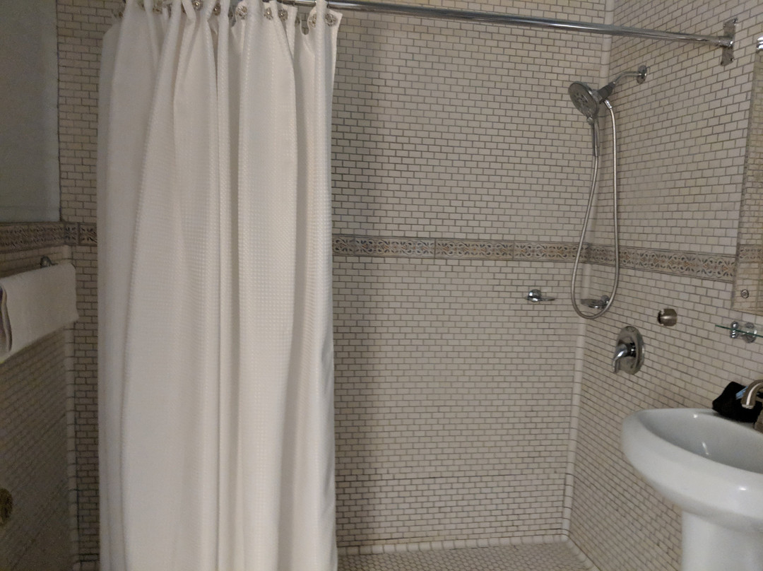 Kelley & Young Wine Garden Inn主图