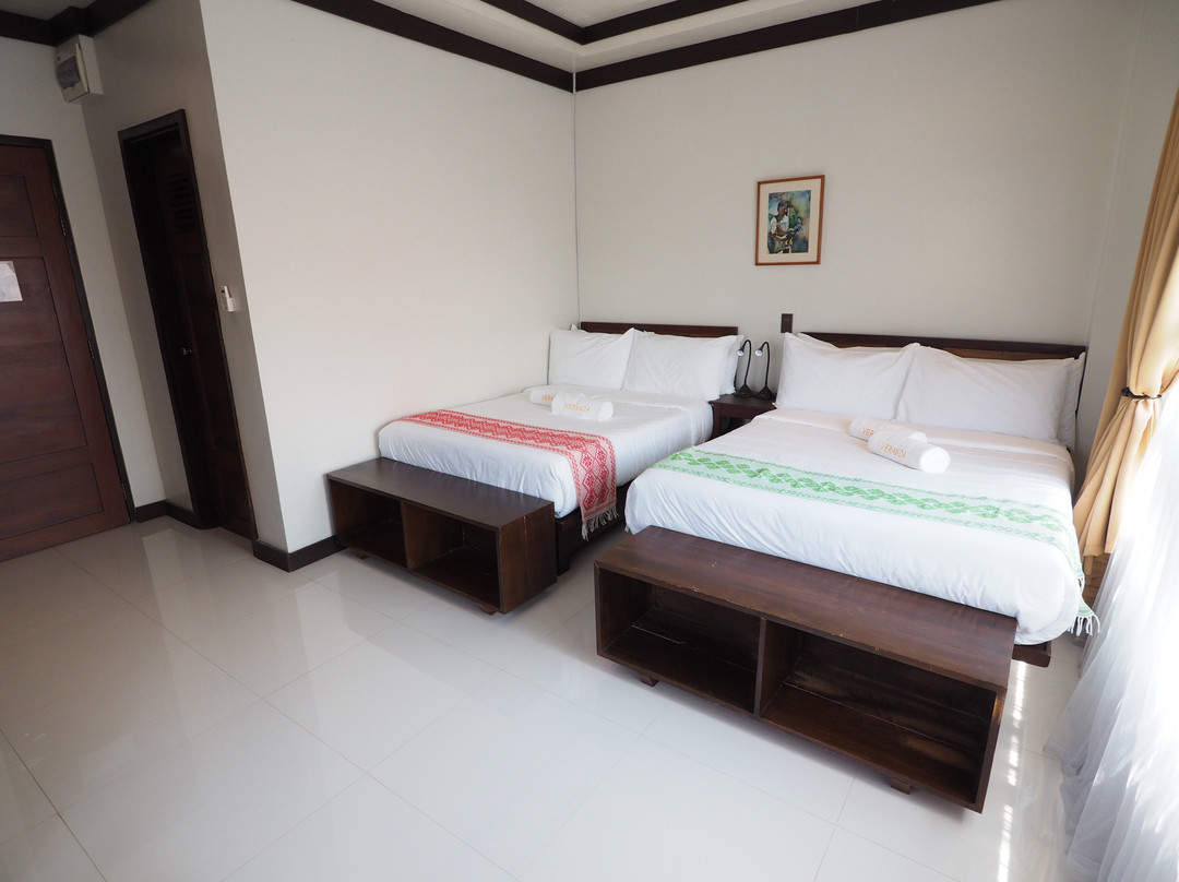 Veranda Suites and Restaurant主图