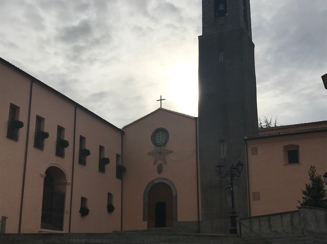 Basilica Santa Maria dei Martiri-Fonni必去景点