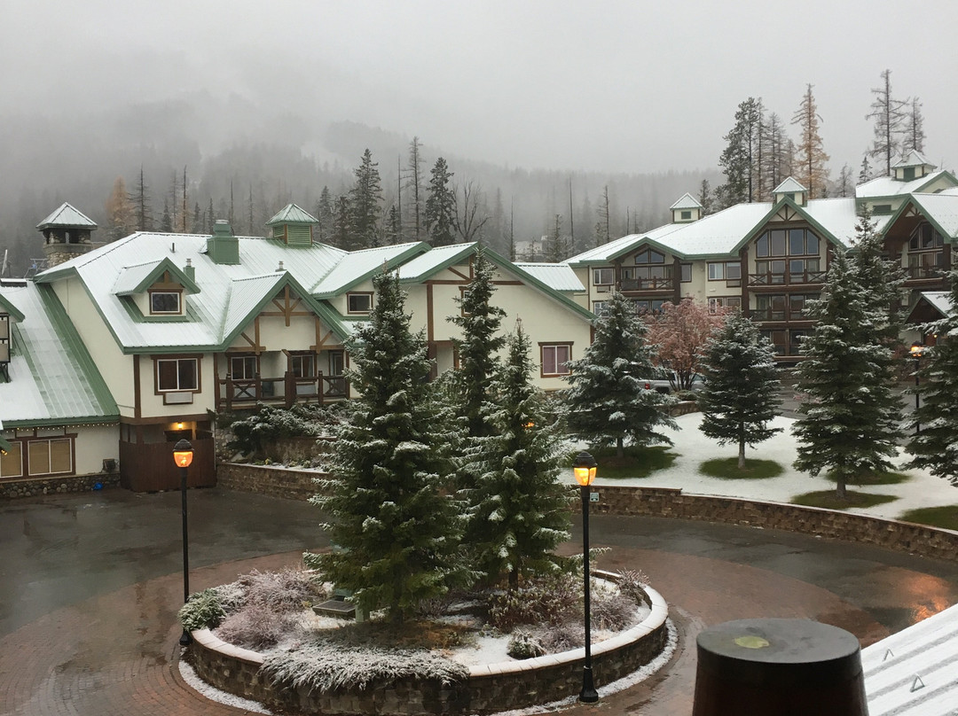 Lizard Creek Lodge主图