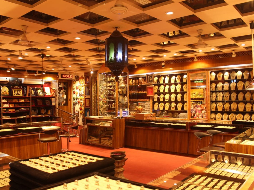 Gems & Art Gallery-阿格拉必去景点