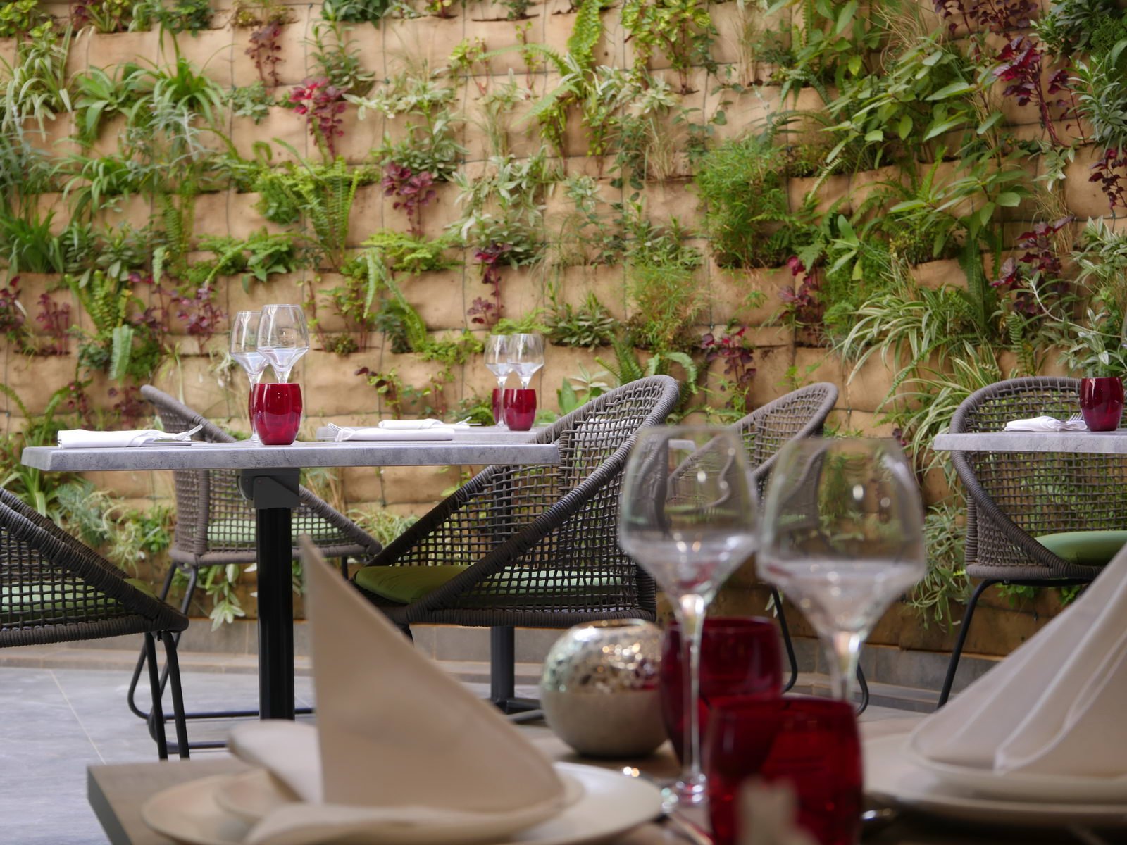 Radisson Apartments Antananarivo City Centre-餐饮