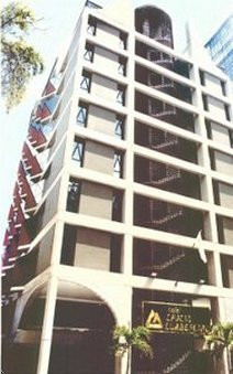 查考套房酒店主图