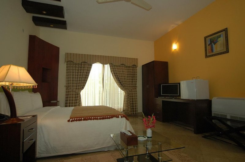 Hotel One Kohsar主图