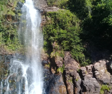 Cachoeira Da Serra Azul-Rosario Oeste必去景点