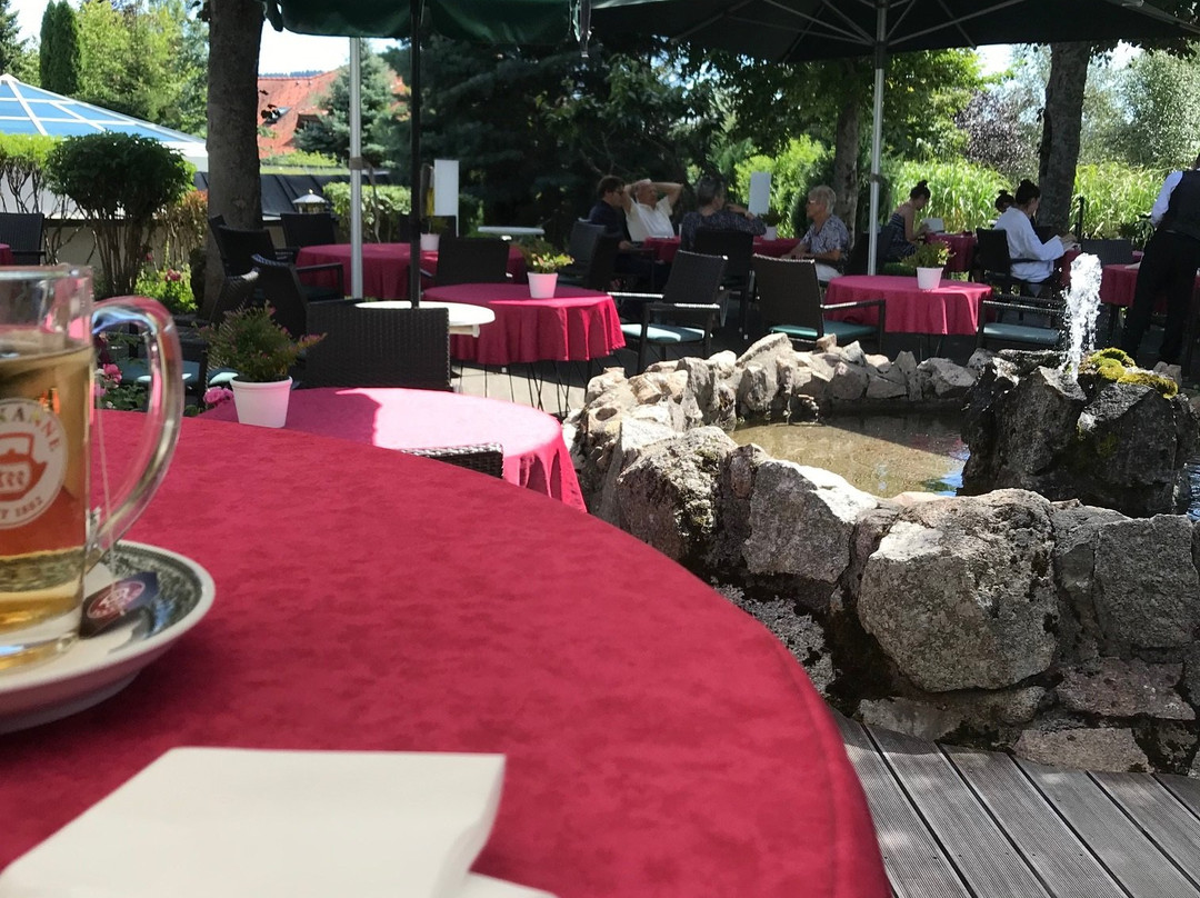 施卢赫湖弗洛拉公园酒店主图