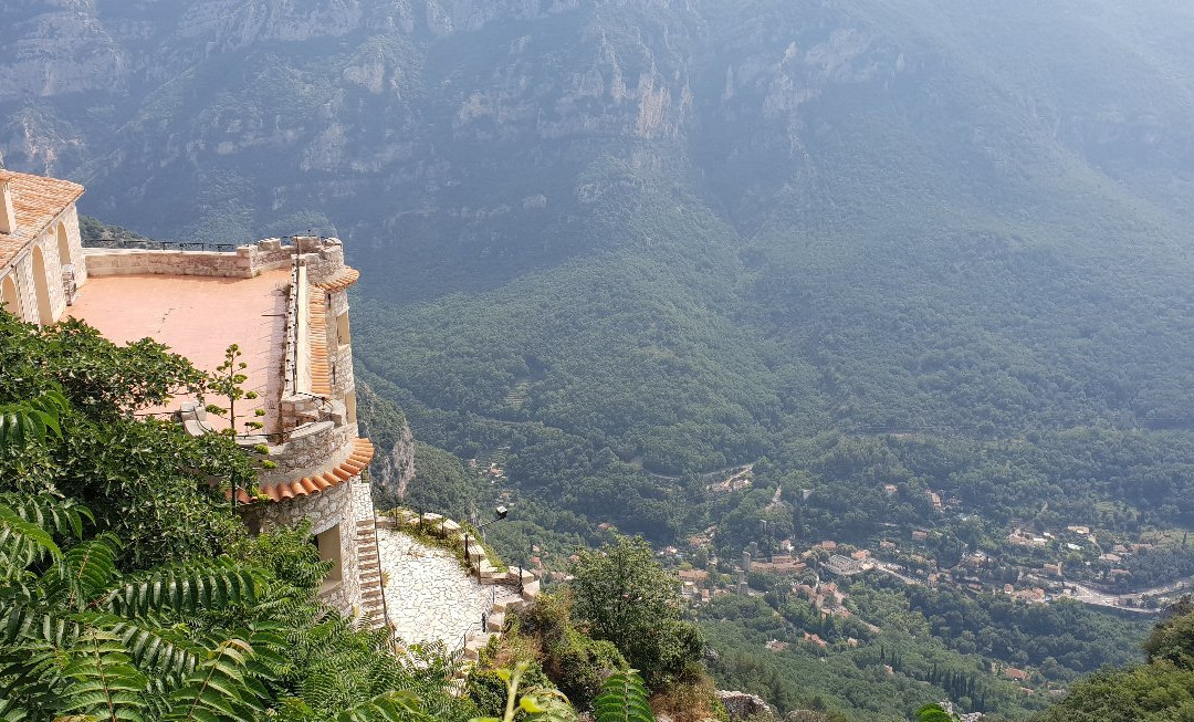 Gourdon Castle景点图片