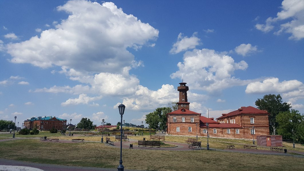 Rozhdestvenskaya Square景点图片