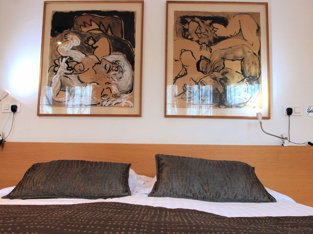 Art hotel主图