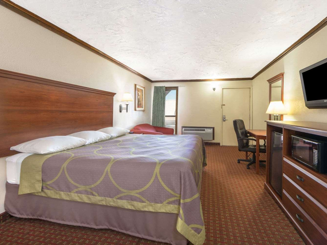 Super 8 by Wyndham Enid主图