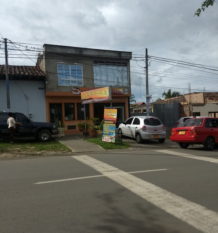 La Union餐馆和美食-Altamar