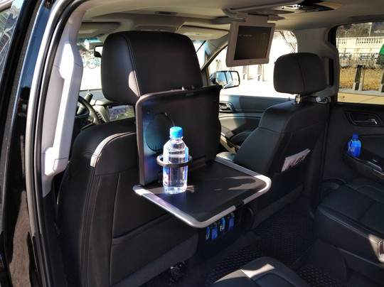 Elevated Black Car & Chauffeur Service-芝加哥必去景点