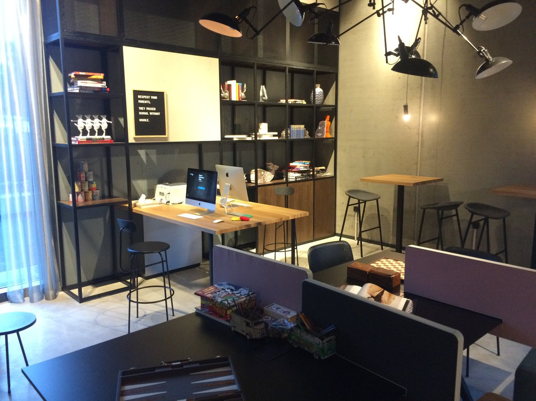 Moxy Milan Linate Airport主图