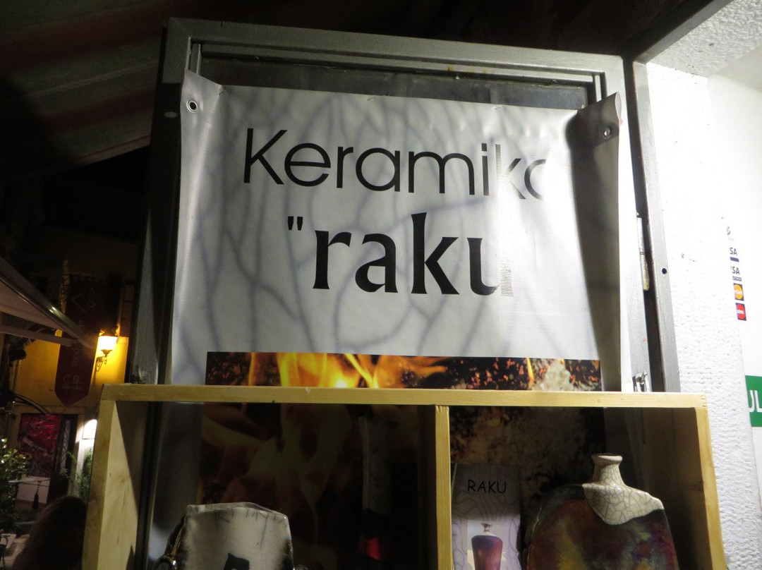 Raku Ceramics-罗维尼必去景点