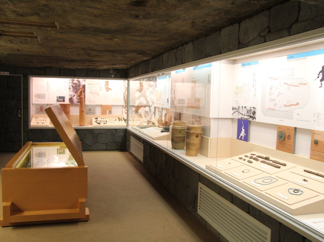 Tamagawadai Park The Ancient Tomb Exhibition Room景点图片