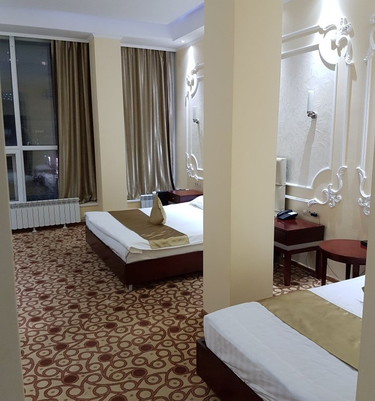 Sky Luxe Hotel主图