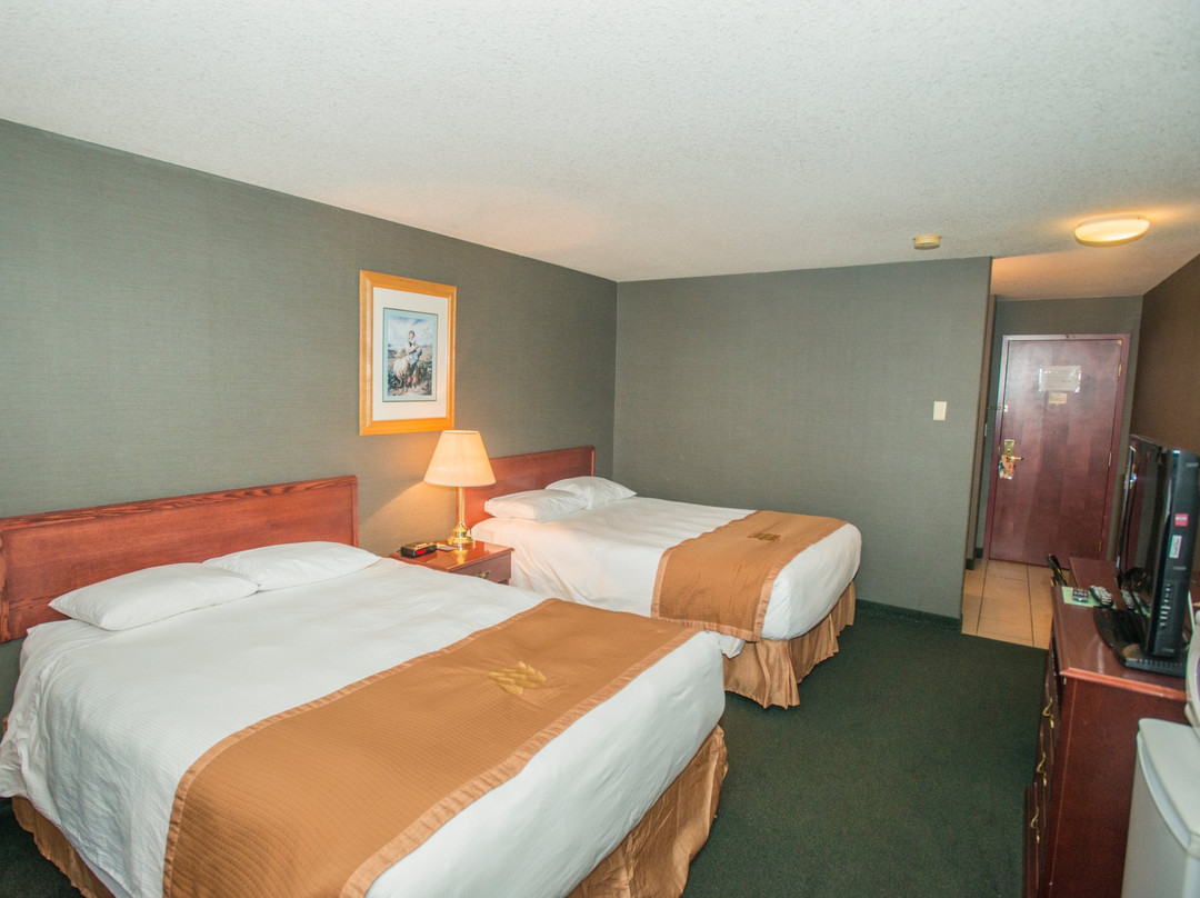 Lakeview Inns & Suites - Fort Saskatchewan主图