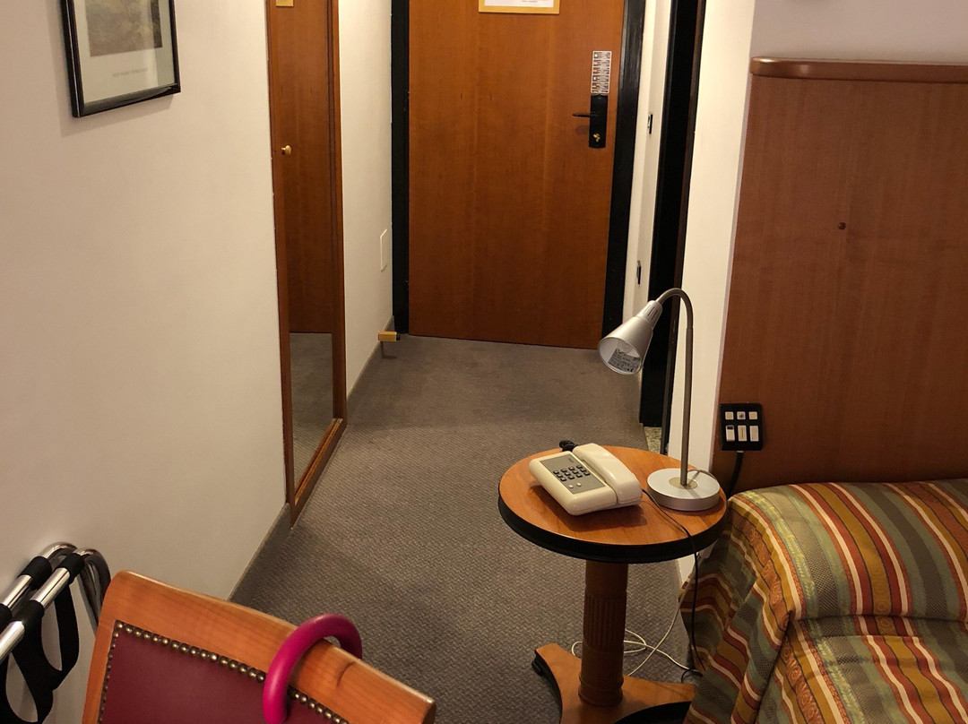 Intra Hotel主图